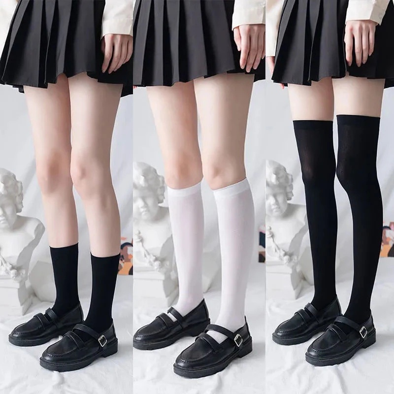 Cute over the 2025 knee socks