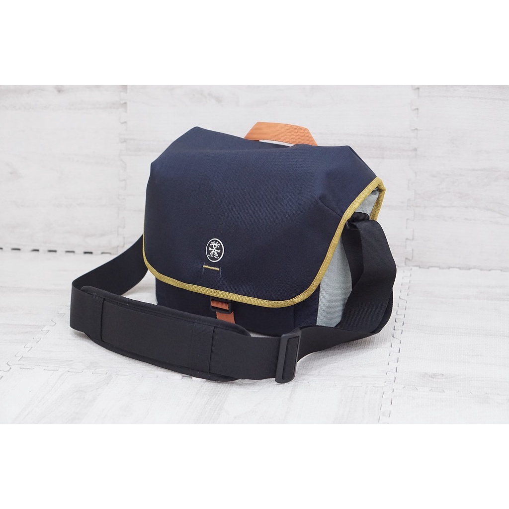 Crumpler proper roady 2.0 camera sling 4500 hotsell
