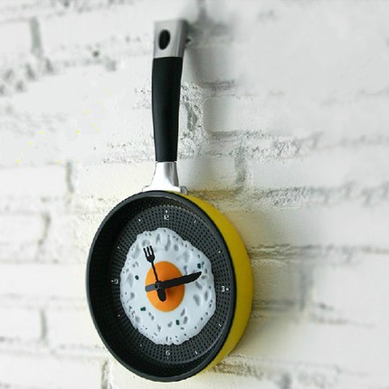 ★SG Ready Stock★Frying Pan with Fried Egg Unique Decorative Wall Clock for Kitchen, Dining Room, Home Wall Clock