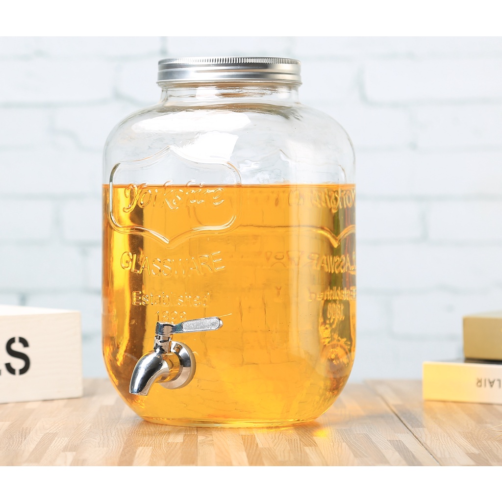 Kettle, water dispenser, juice dispenser, glass jar with faucet, cold