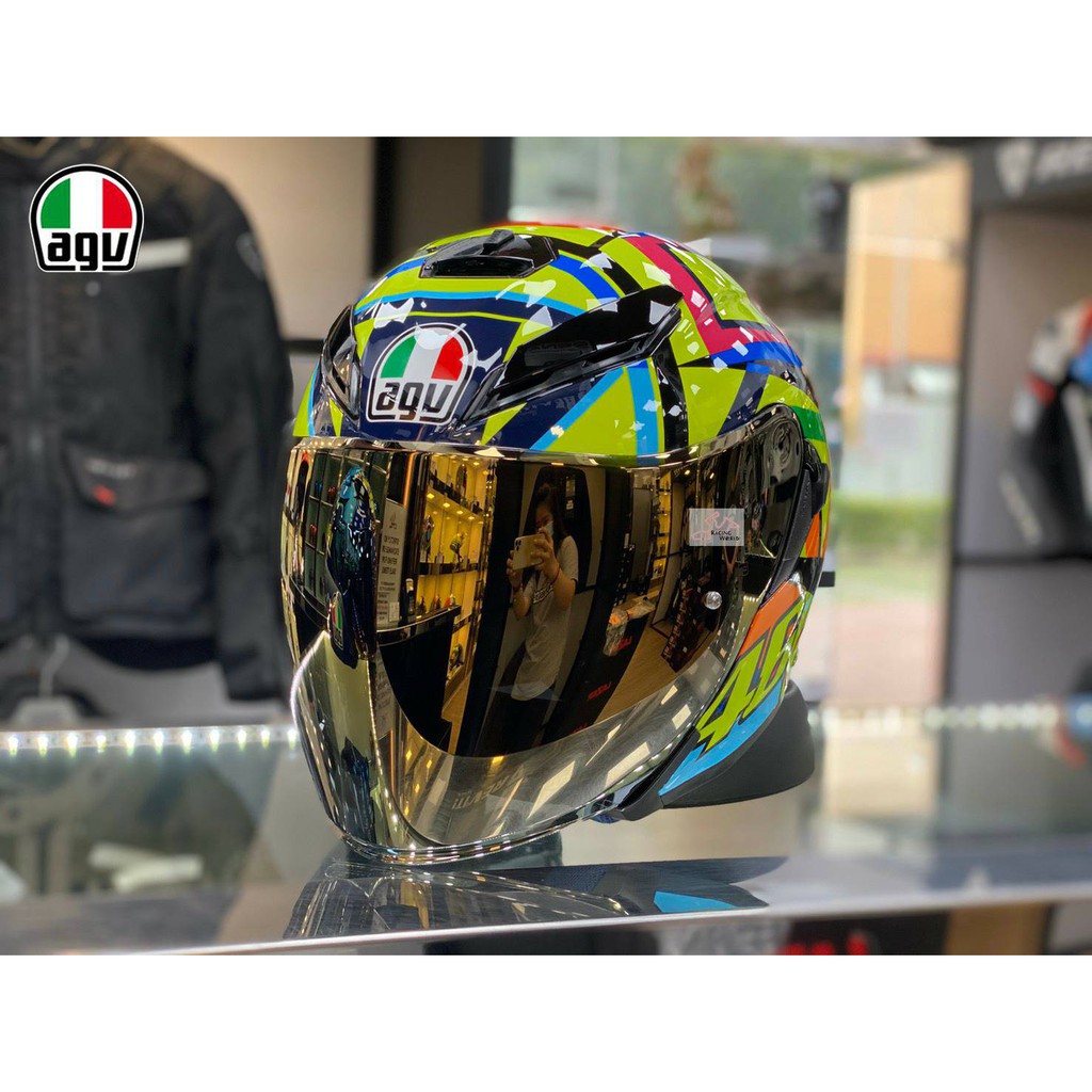 bell bullit full-face motorcycle helmet Bullitt GT Carbon RSD Temple Gloss Black/Silver / Small category__DYANMIC_TH_CAMPAIGN_LUNARNEWYEAR Helmet Size:XXX-Large Dickies Mini Mini Festival the Bullitt GT features