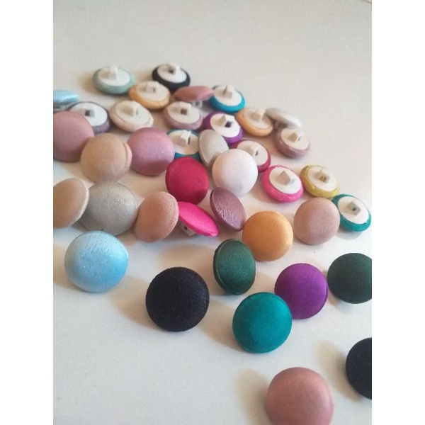SATIN wrap buttons (roberto cavali) 1.4cm/dozen | Shopee Singapore