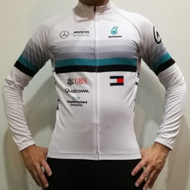 Assos discount petronas jersey