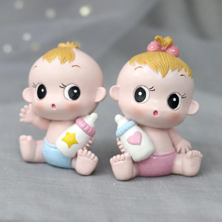 Newborn Baby Girl / Newborn Baby Boy Cake Toppers / Figurines (2 Pcs A