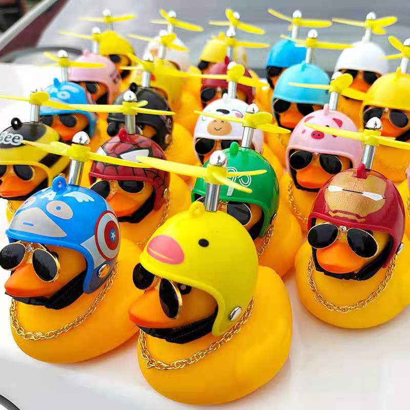 Handlebar duck with sales helmet