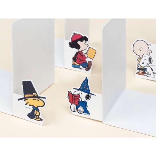Ver 2. Snoopy Bookend Peanuts Bookend Book Deco Bookstand | Shopee ...