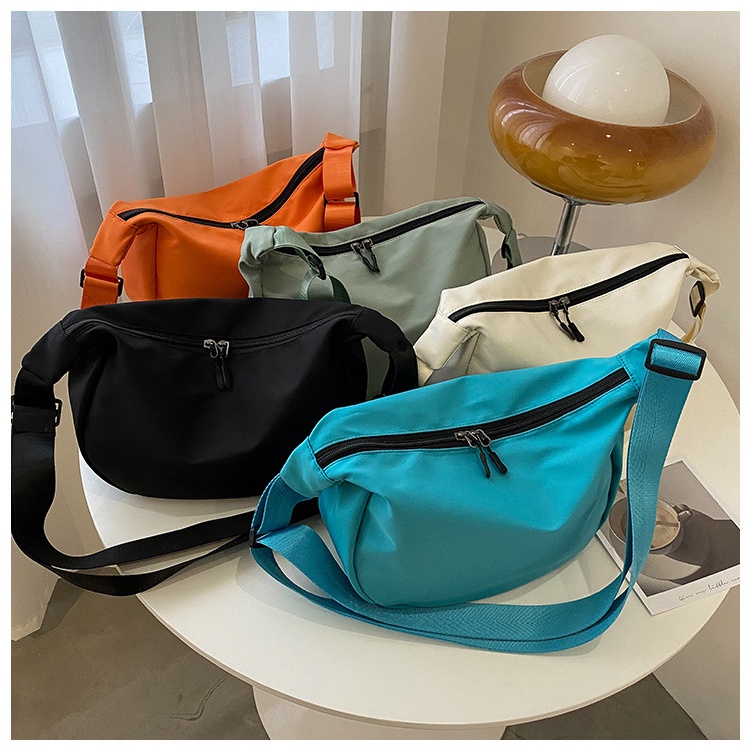 Korea Large Capacity Messenger Bag Casual Lightweight Nylon Bag Simple Dumpling Bag Shopee Singapore