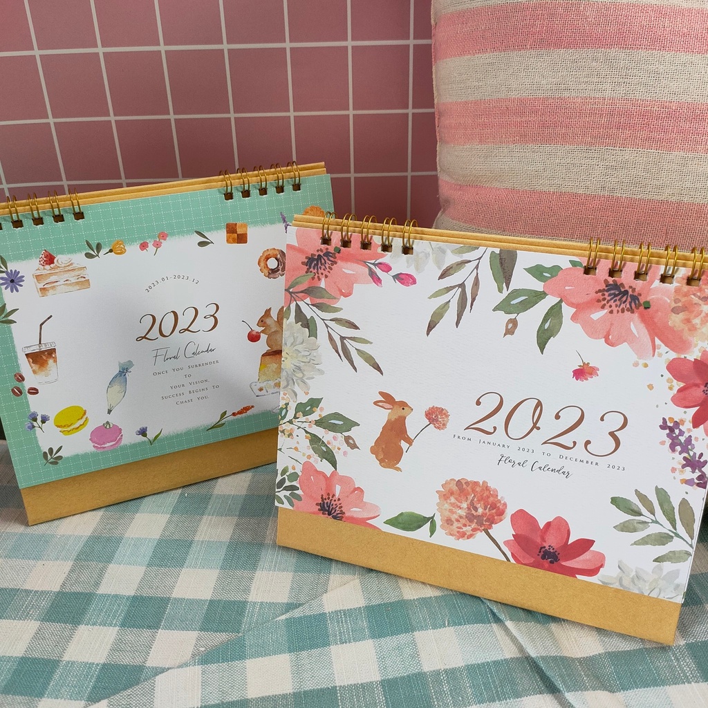 2025 Triangle Desk Calendar 25k/128k Small Texture Flower Squirrel