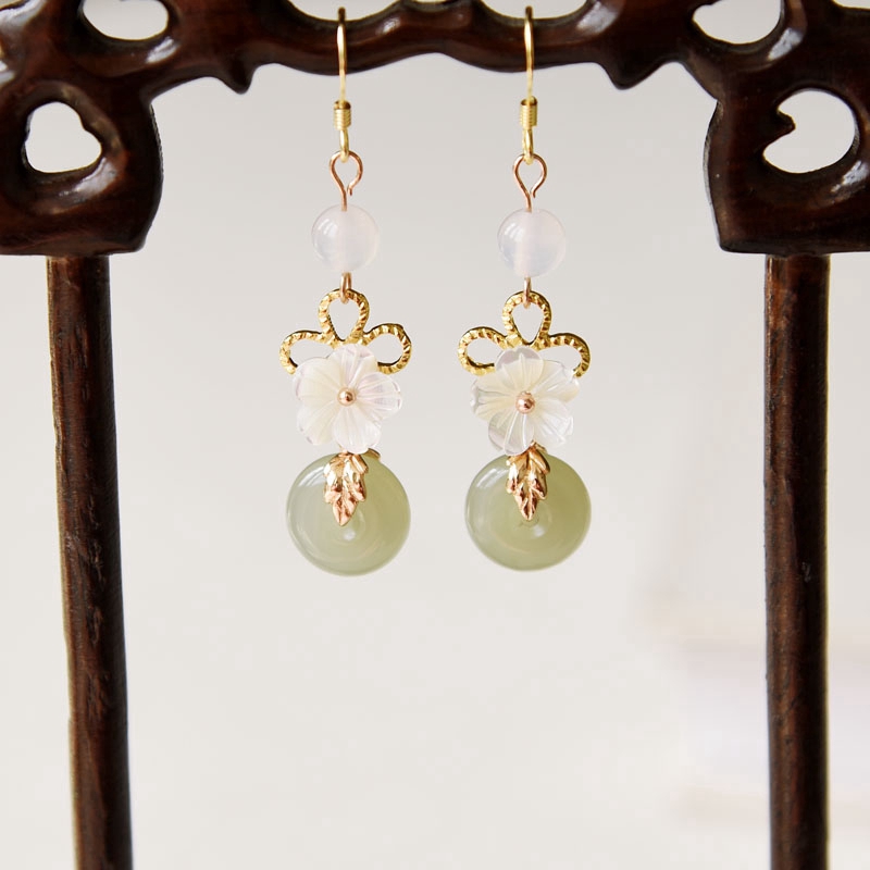 Natural raw ore Xinjiang Hetian jade Qinghai material small safety