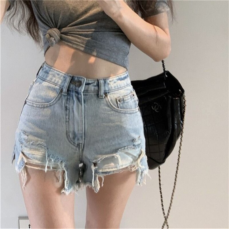 Cute distressed sale shorts