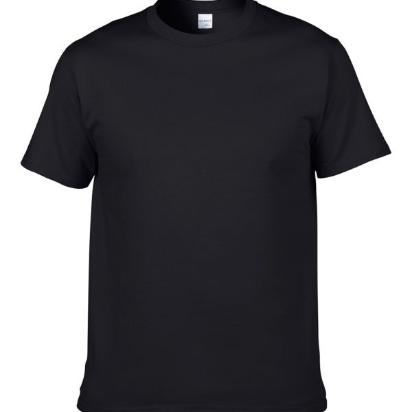 Gildan black store shirts