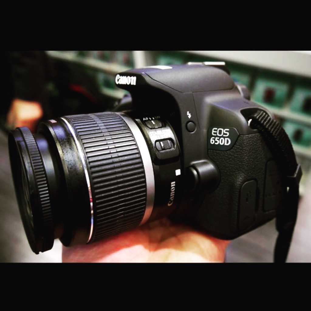 dslr camera 650d price