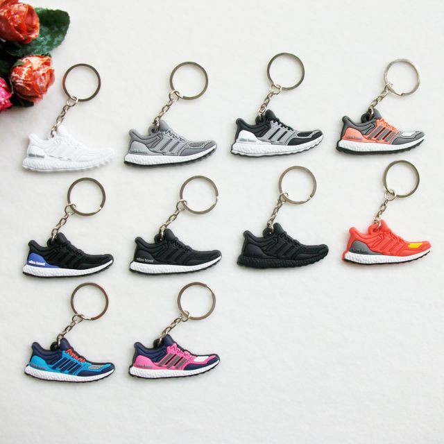 Adidas boost outlet keychain