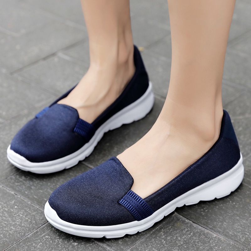 Casual hot sale pumps ladies