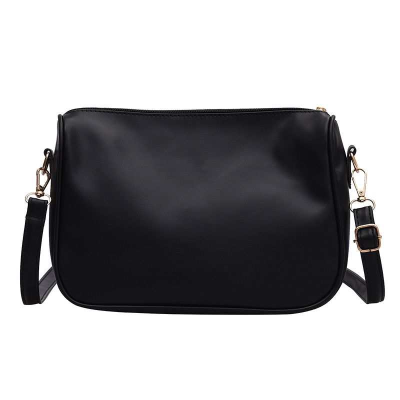 IELGY Spring and summer small bag female niche design fashion wild foreign style capacity trend shoulder messenger bag
