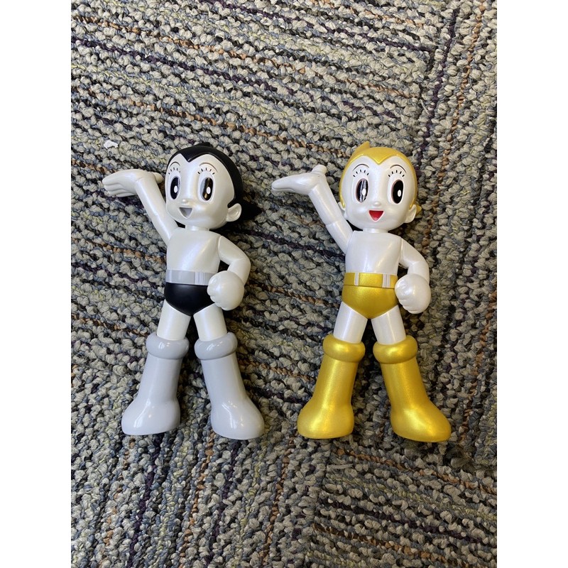 Osi Toys Welcome Edition Atomic Little King Kong Gold Silver On Sale ...