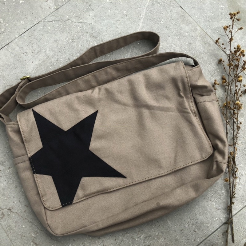 Star messenger bag new arrivals