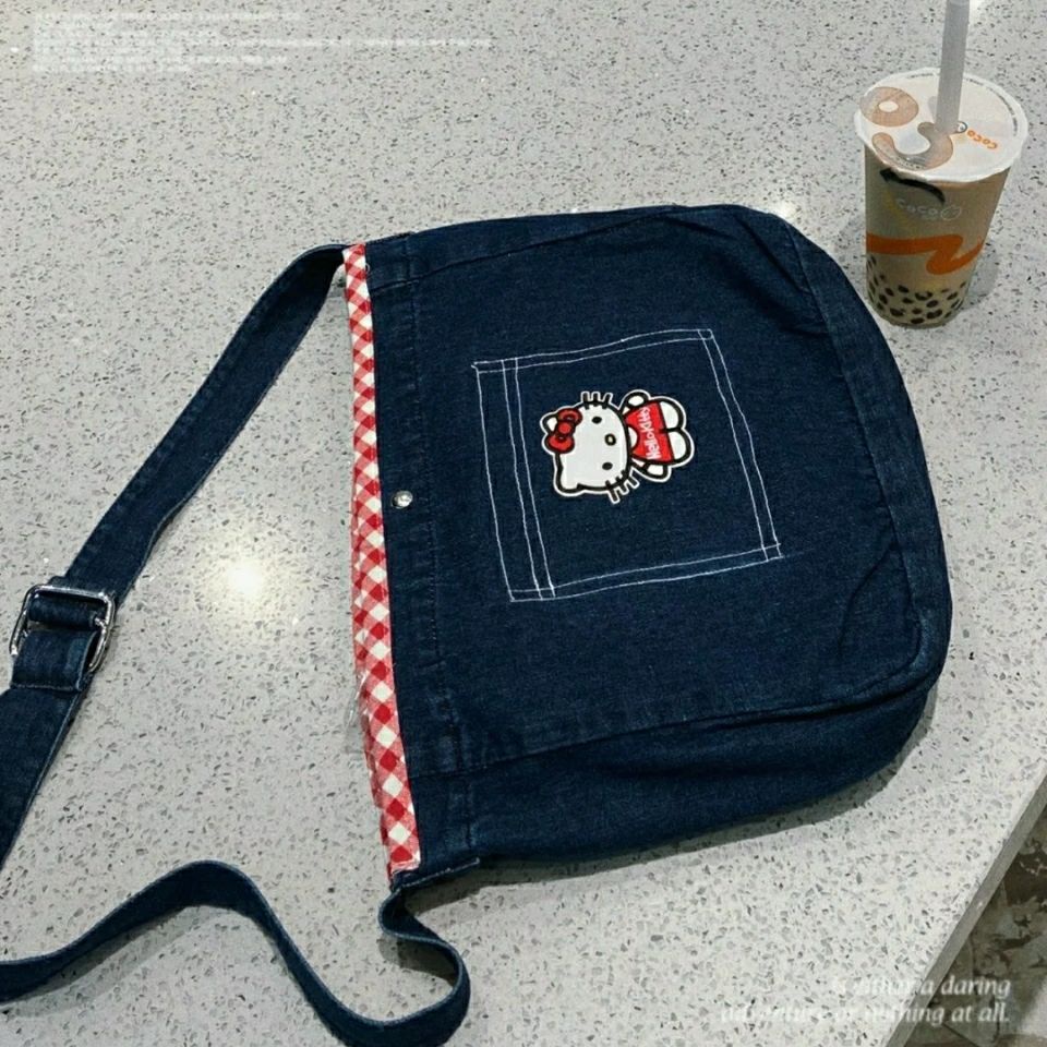 Retro Style Japanese and Korean Student Denim Bag 2022 New Fashion Women's Autumn and Winter Versatile Large Capacity Messenger Bag Ins