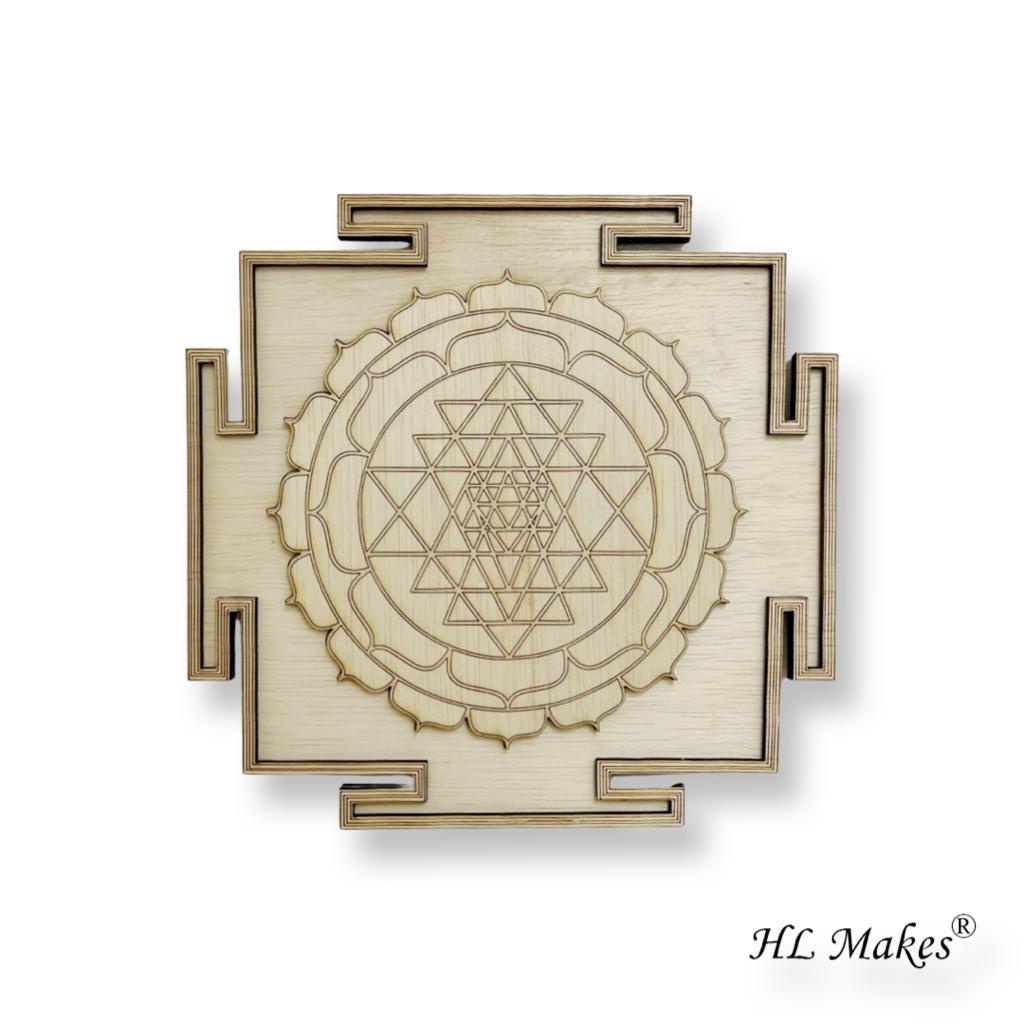 Shri Yantra, Sri Yantra, Meru or Shri Chakra wooden wall art/décor ...