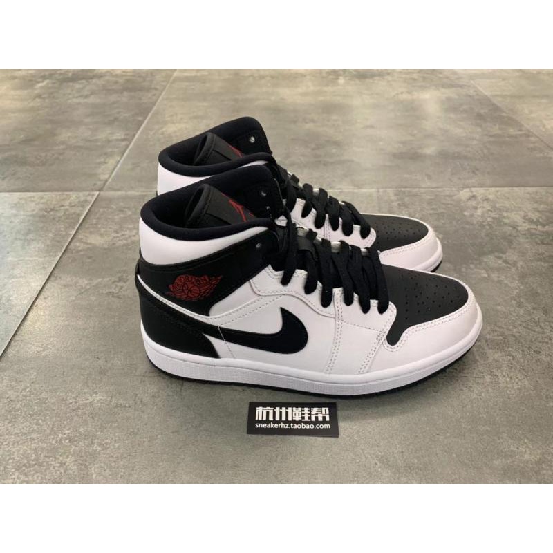 Air jordan 1 deals mid reverse black toe