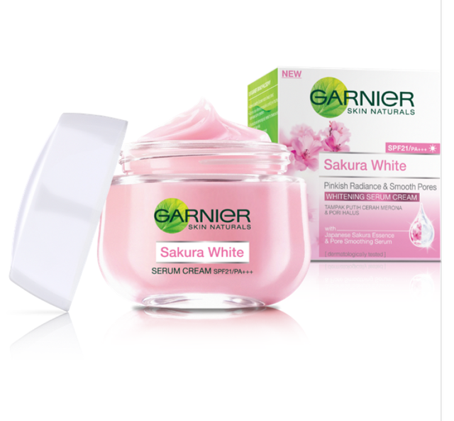 Garnier Sakura Glow Day Cream SPF21 50ml - Gambar 3