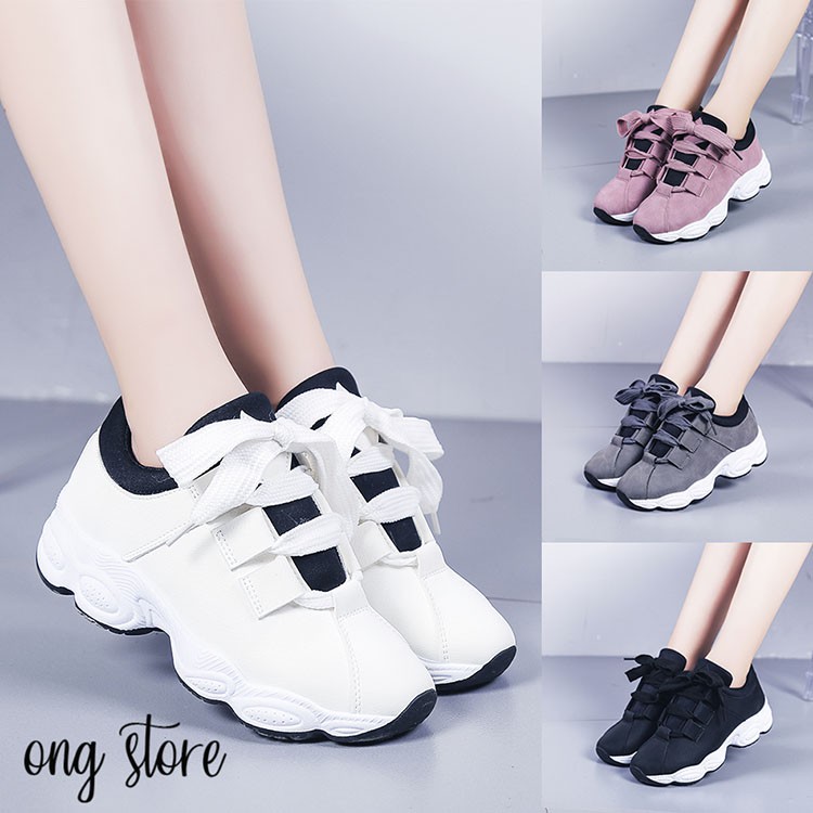 6. Địa chỉ mua giày thể thao sneaker nữ uy tín