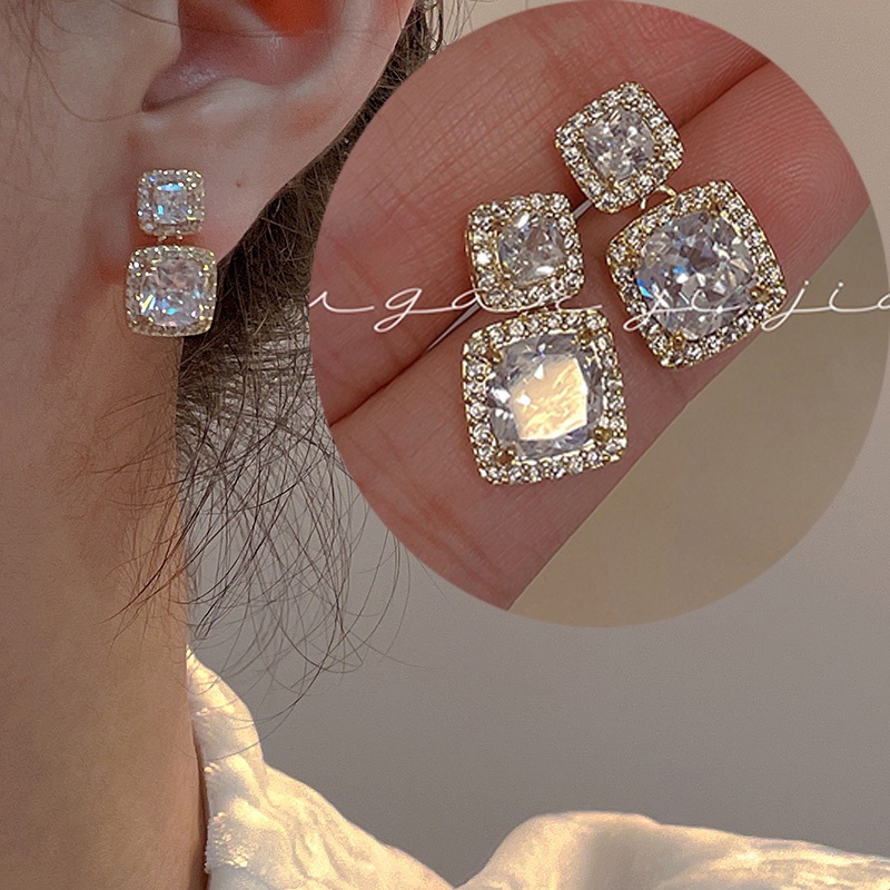 Real diamond earring on sale price