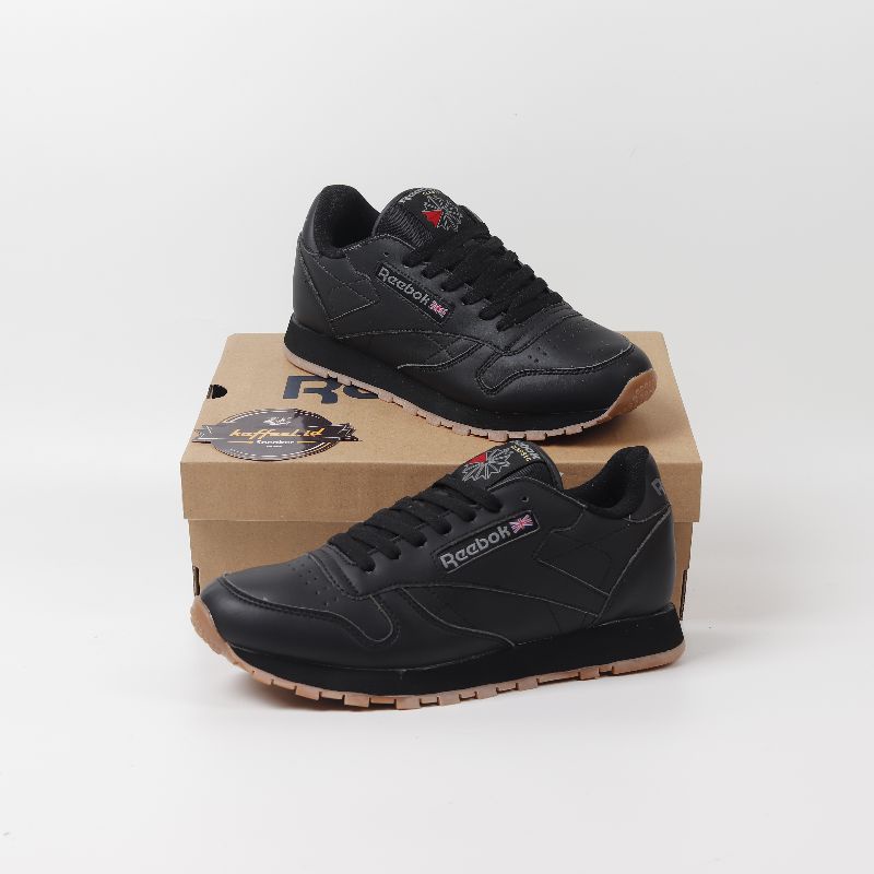 Reebok leather store black shoes