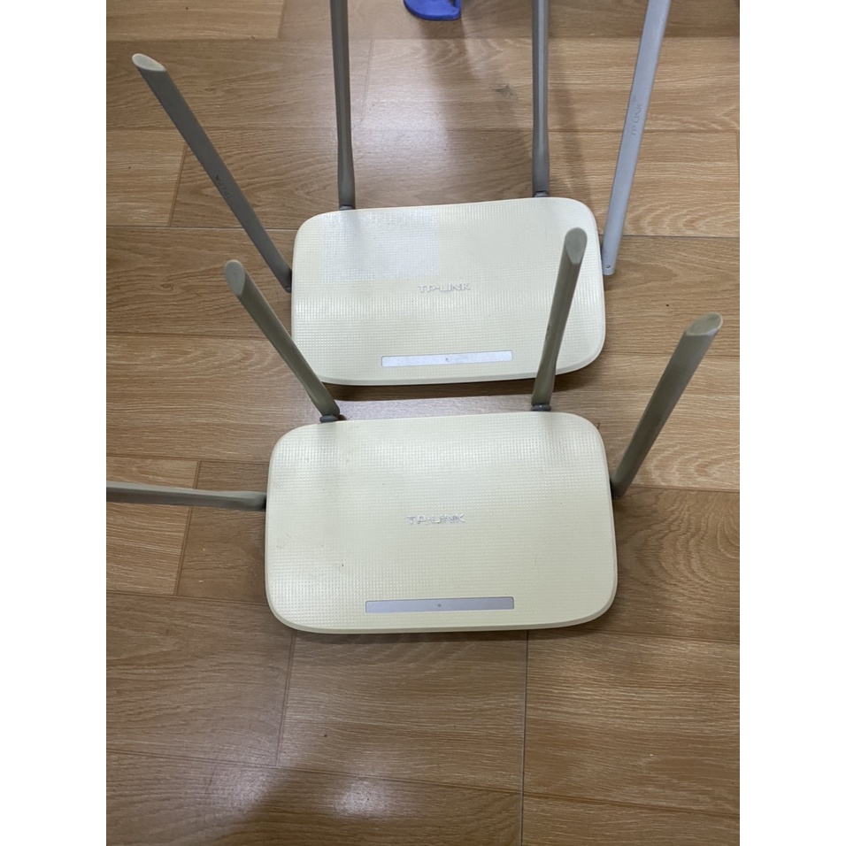 Tplink Wifi Router WDR5620 4 antennas, Dual Band AC1200Mbs, Good Wall Shopee