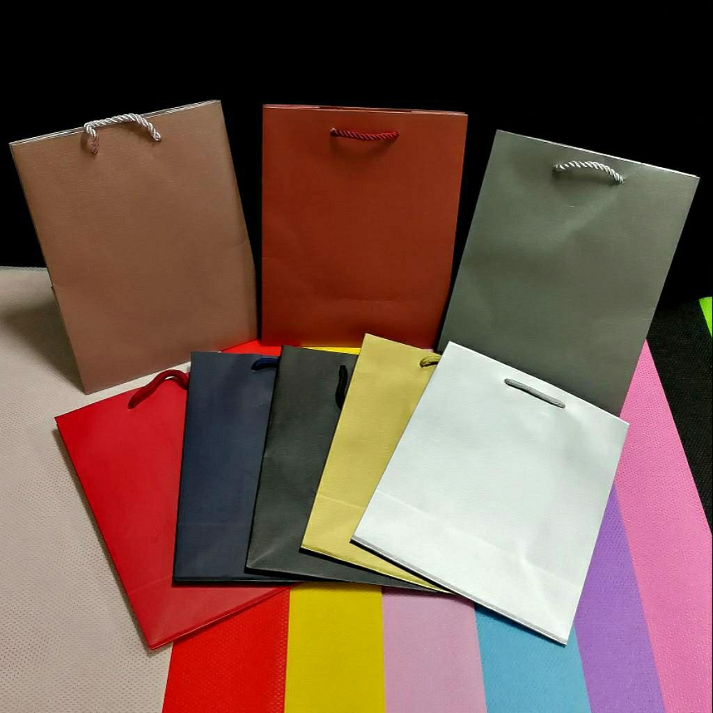 [PB 14] [M] Paper Carrier | Paper Bag | Goodie Bag | Party Bag | Rope ...