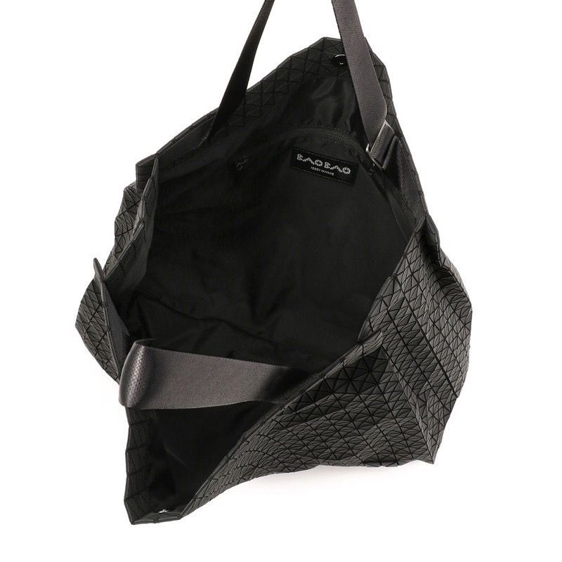 Issey Miyake Bao Bao Kuro Cart(Comes with 1 Year Warranty