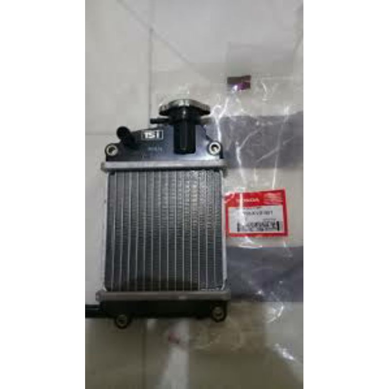 Radiator assembly vario 110 CW carbu techno original Honda AHM | Shopee ...