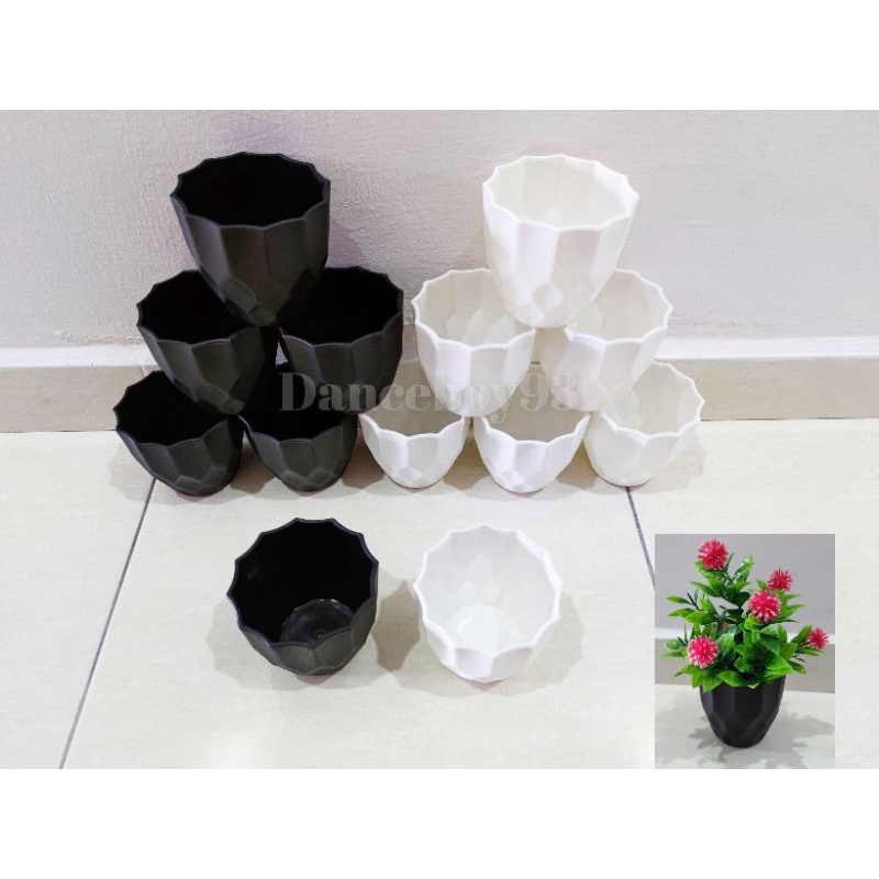 Pasu plastik plastic pot (9cm x8.5cm) | Shopee Singapore