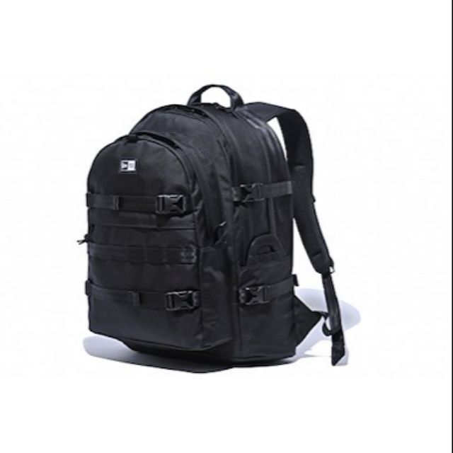 ♡chuchu♡★NEW ERA Carrier Pack 35L New Era Backpack Carrier Pack 35L | Shopee Singapore