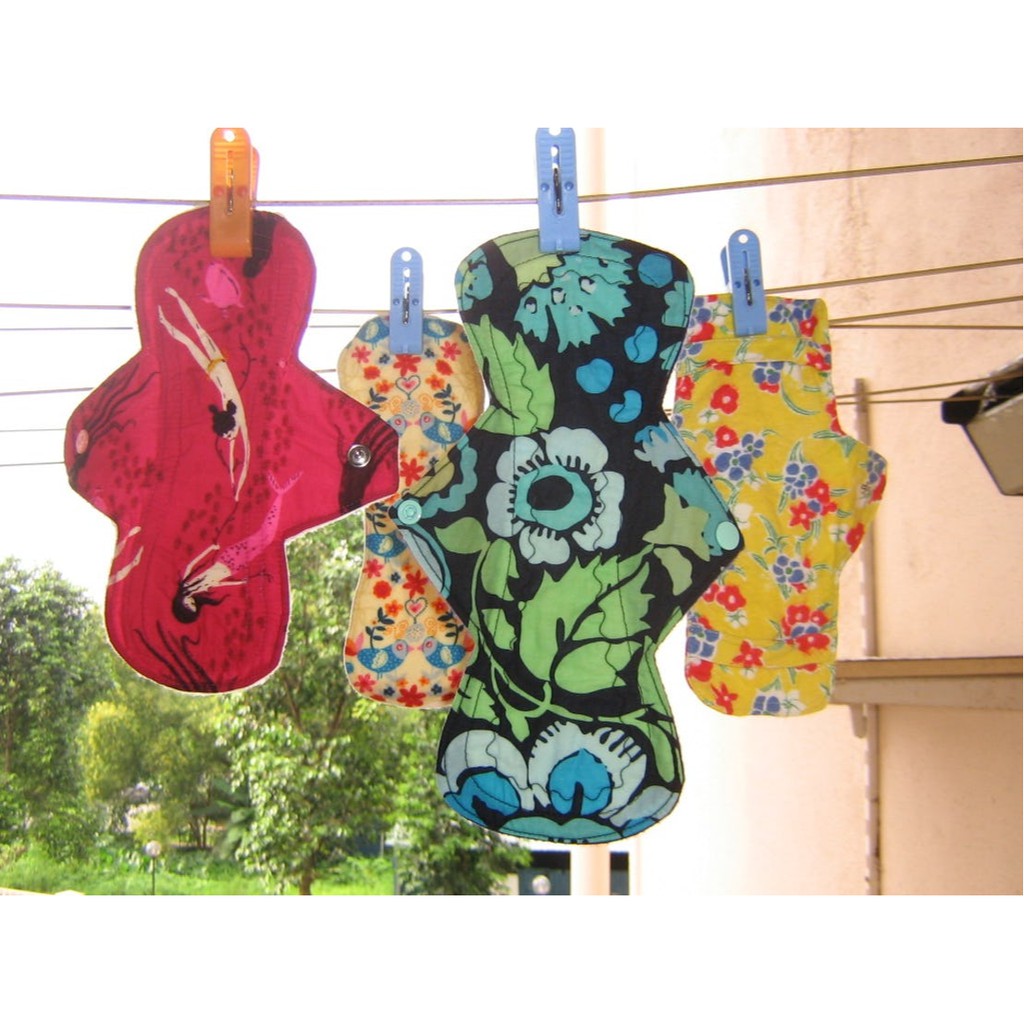 Women Daily Use Reusable Sanitary Menstrual Cloth Pads Panty Liners