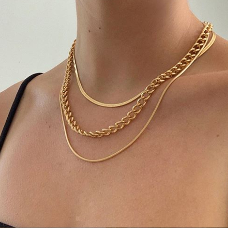 Gold necklace for female sale