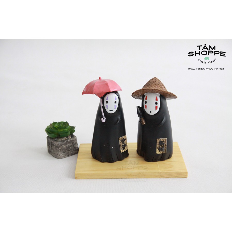 Japanese Faceless Statue in the Rain CO-TVD-01 | Shopee Singapore