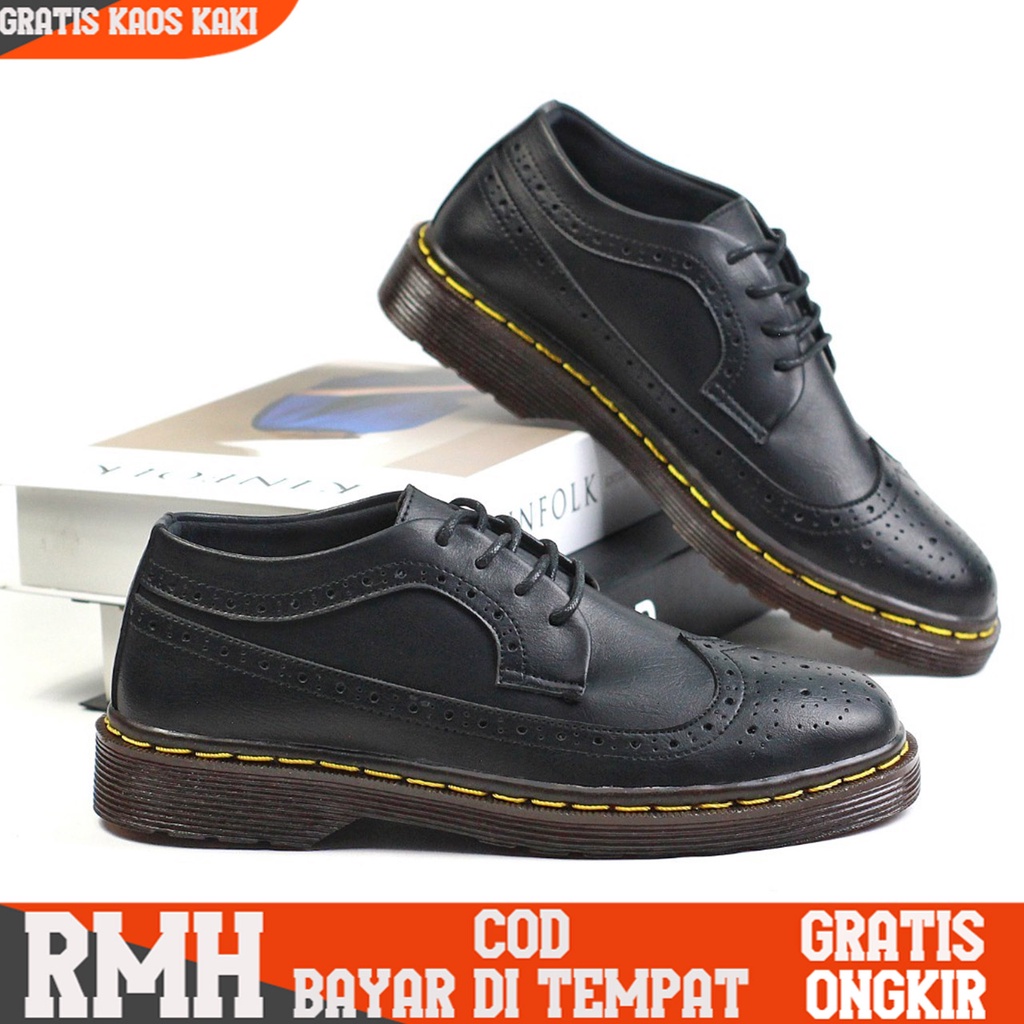 HITAM Smith Men's Black Loafers Shoes Docmart Men's Invitation Shoes ...