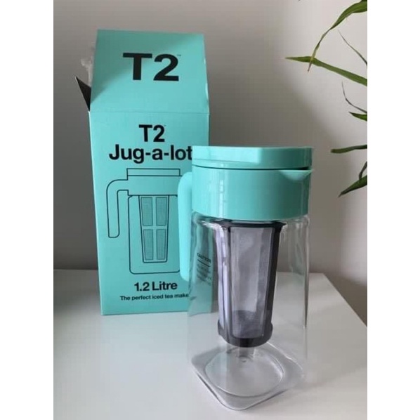 jayce.koh BNIB Brand New in Box T2 JugALot Water Pitcher Jug A Lot 1