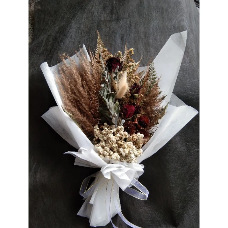 buket wisuda - hadiah ulang tahun - kado buket handbuket - Gambar 2