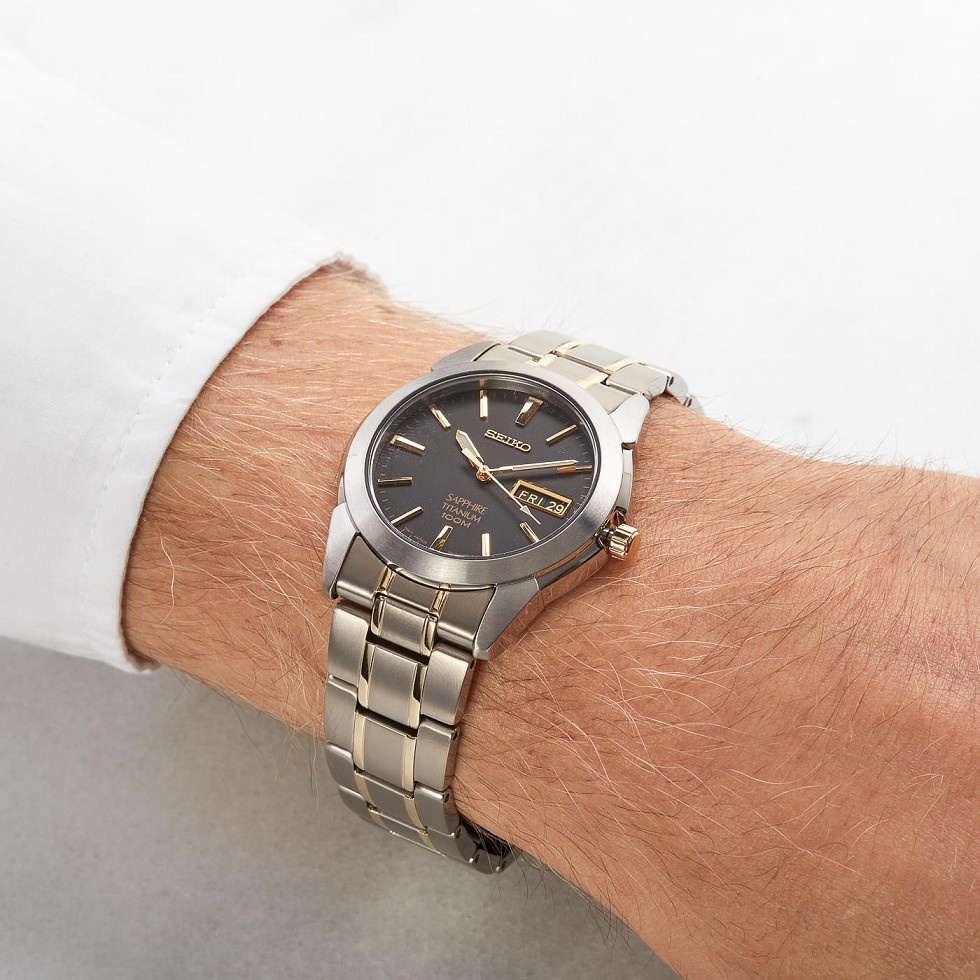Time Cruze Seiko SGG735 Sapphire Titanium Two Tone Black Dial Analog Quartz Men s Watch SGG735P1 SGG735P Shopee Singapore