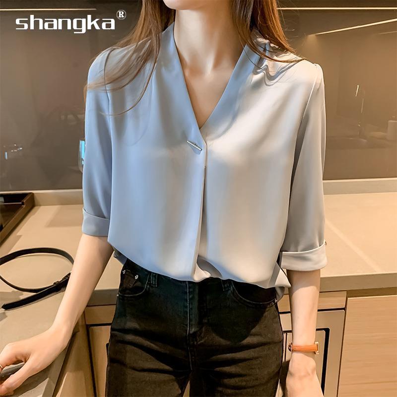 Timeless elegant blouse for women | Evelyn