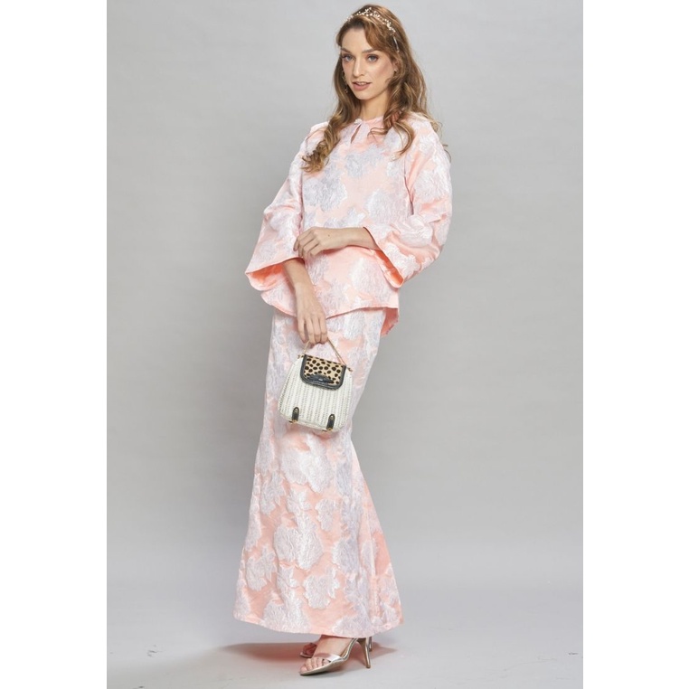 Loveaisyah Kedah Jacquard Floral Pastel Pink Modern Baju Kurung Hari ...