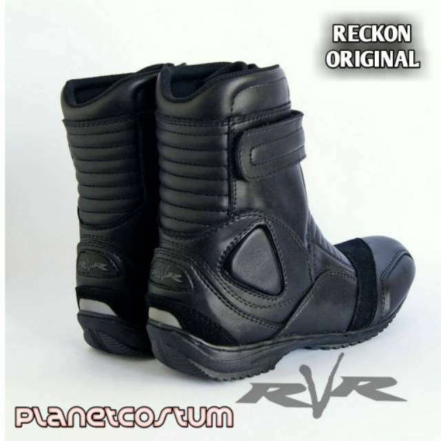 Casual on sale motorbike boots