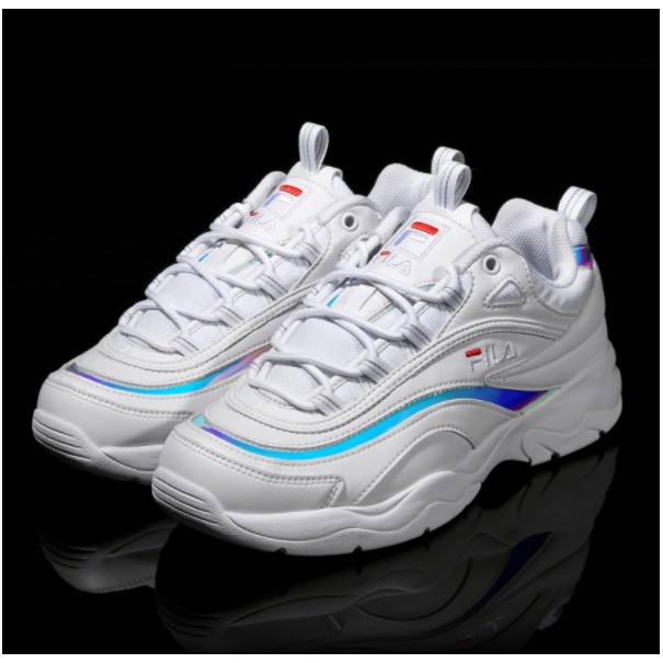 Shiny fila outlet trainers