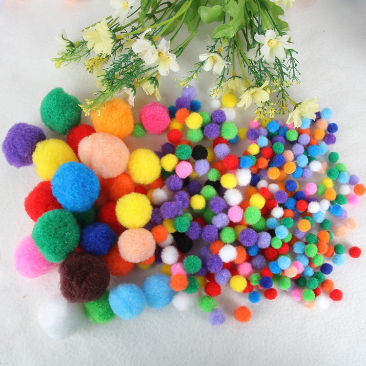 1cm 1.5cm 2.0cm 2.5cm 3.0cm 4.0cm 5.0cm Soft Mixed Round Shaped Pompom ...