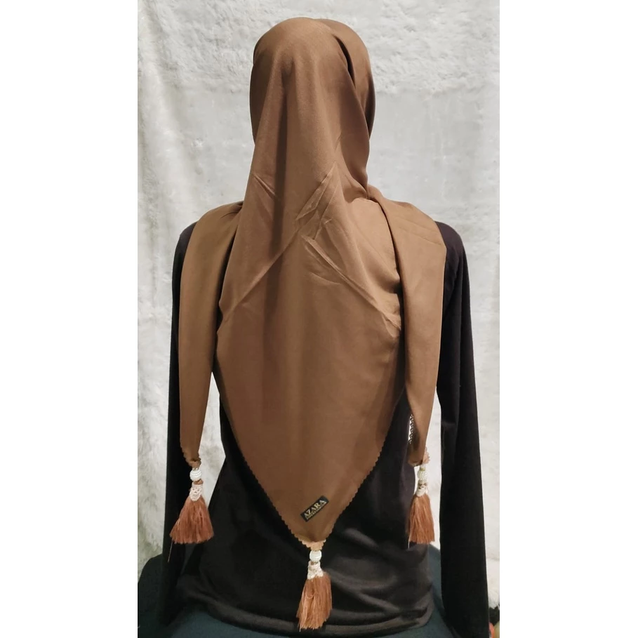 Hijab Segi Empat Laser Oscara / Jilbab Segi 4 Polos Pompom Tassel Mutiara - Gambar 4