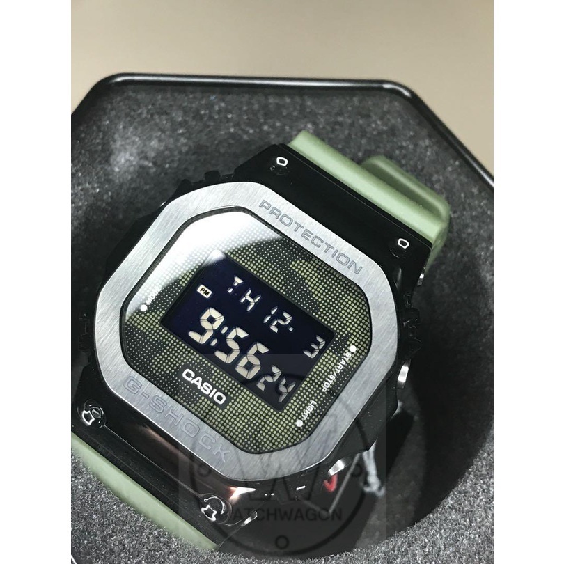 G shock dw hot sale 5600 military black