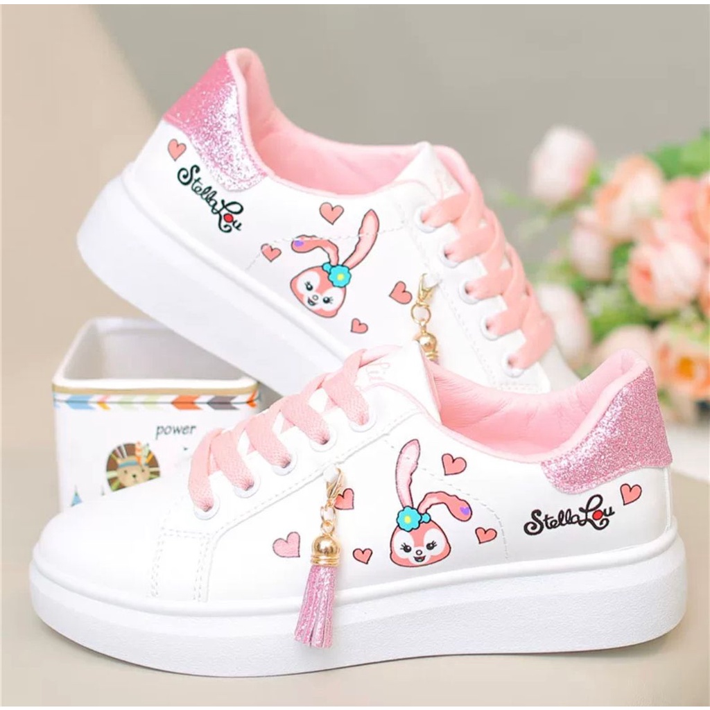 Girls sneakers store on sale