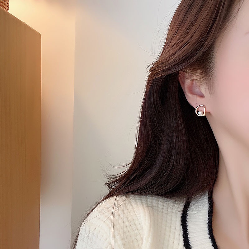 Irregular Metal Clip Earrings No Hole Ear Clips Geometric Pearl Clip on ...